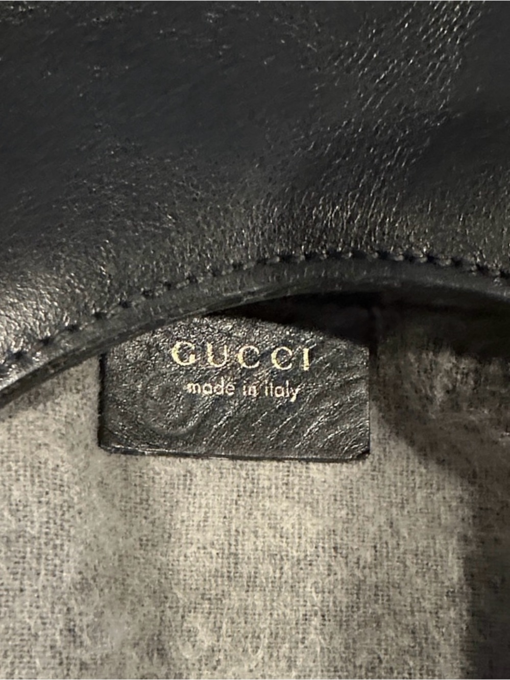 Gucci Black Leather Shoulder Bag with Zebra-Print Scarf - Picture 8 of 11